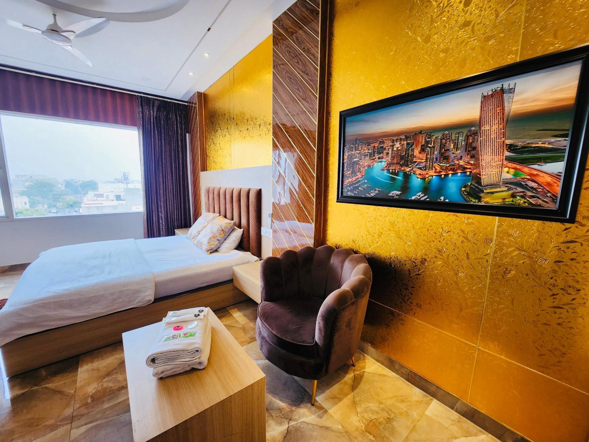 Holidayvilla & Suites Amritsar- Green Avenue Экстерьер фото